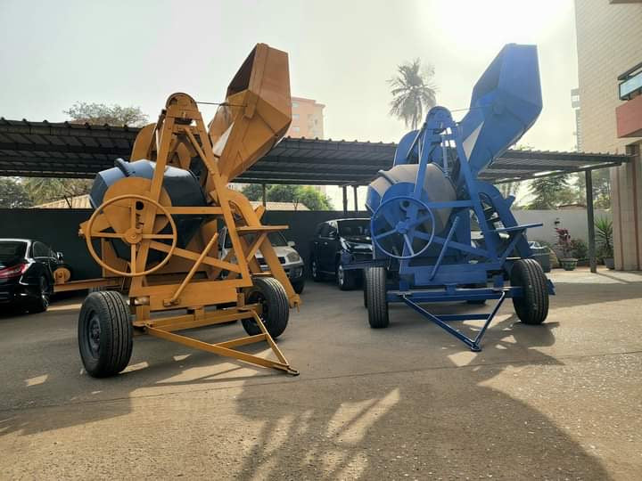 Bétonnières libanaise avec monte charge